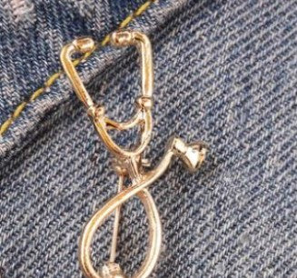 Med Acc-Brooch-Stethoscope Design Med Acc-Brooch-Stethoscope Design